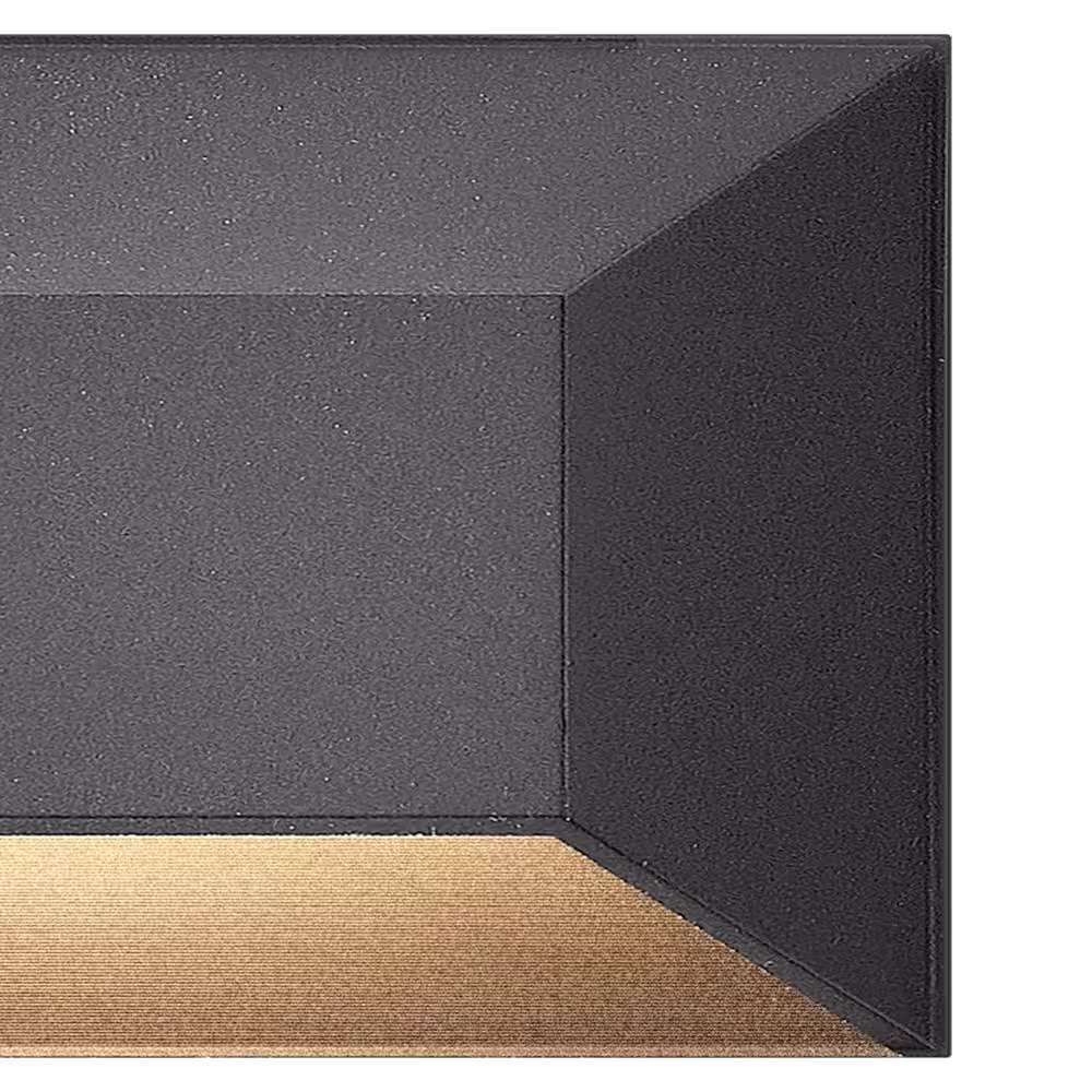 HINKLEY Nuvi Hardwired Low Voltage Black LED Stair Light