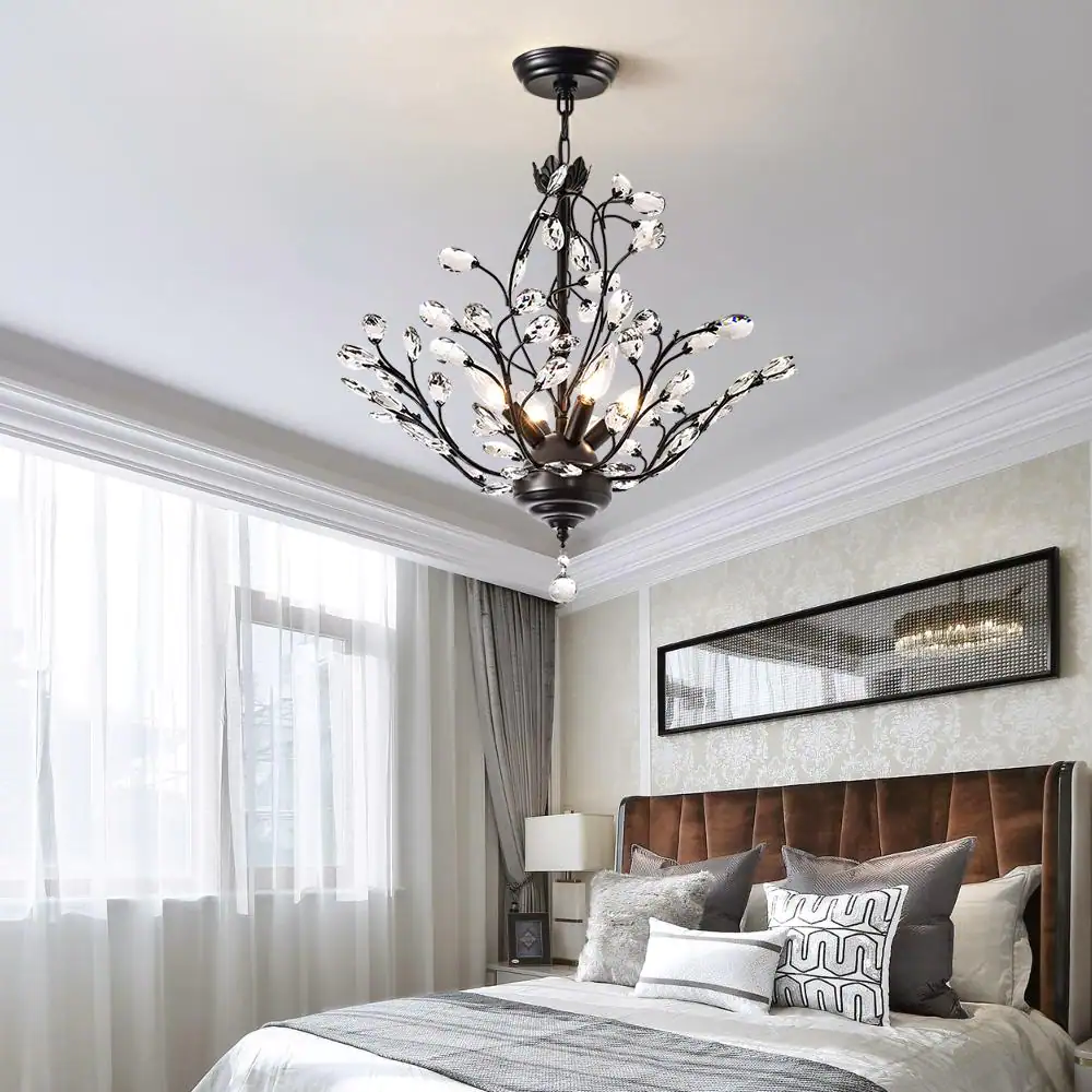 Maxax Chicago 4-Light Black Unique Classic/Traditional Chandelier with Crystal Accents